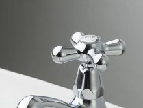 Torneiras clássicas de casa de banho